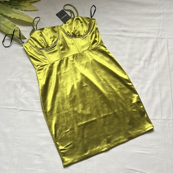 ⭐️FOREVER 21 Satin Bodycon Mini Dress⭐️ - Picture 6 of 10